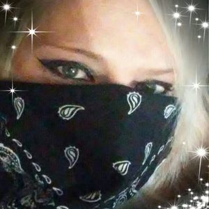 Meet your Posher, Leanne